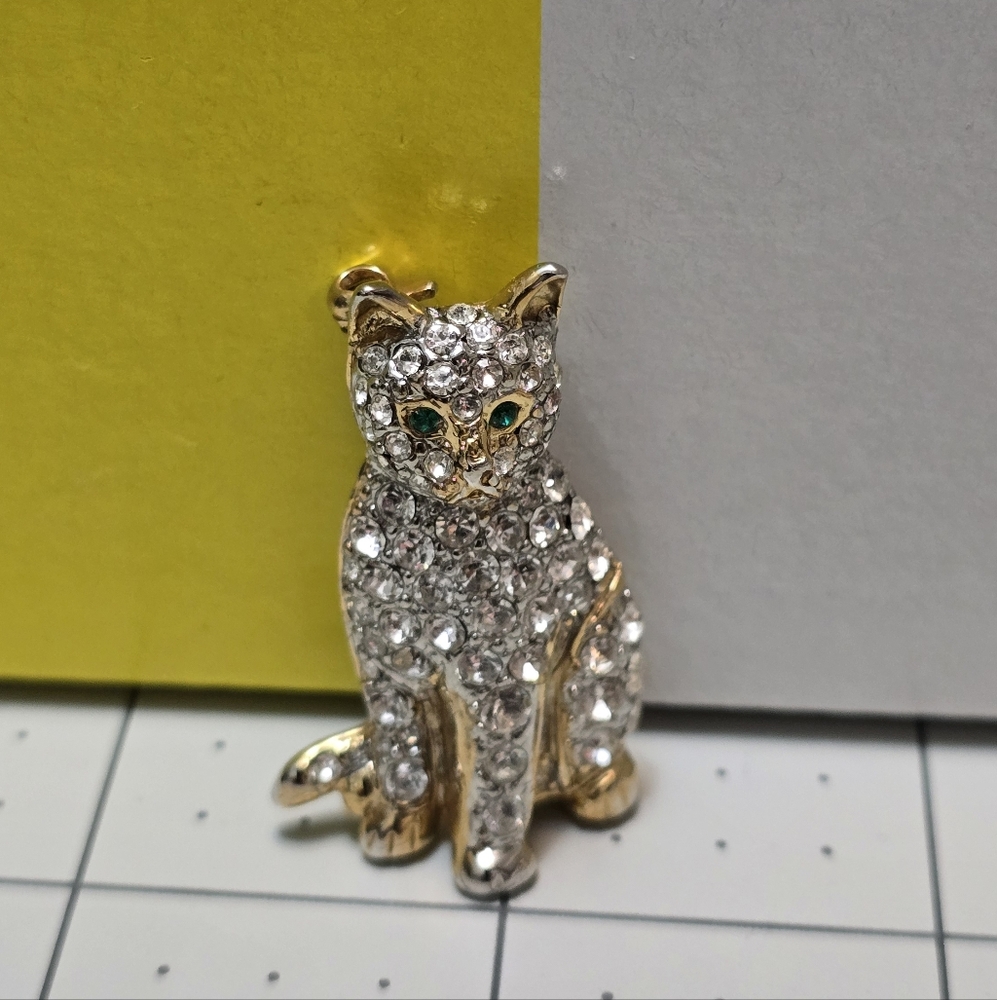 Vintage Crystal Cat Brooch